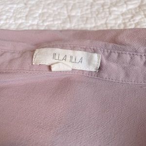 This is a soft pink shirt super comfortable and soft.